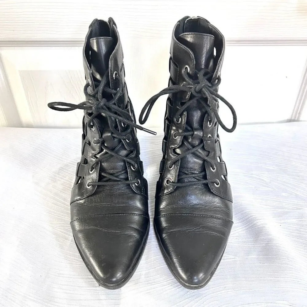 TREASURE & BOND Black Leather Woven Cutout Lace-up Ankle Boots - Size 8 - Picture 2 of 8